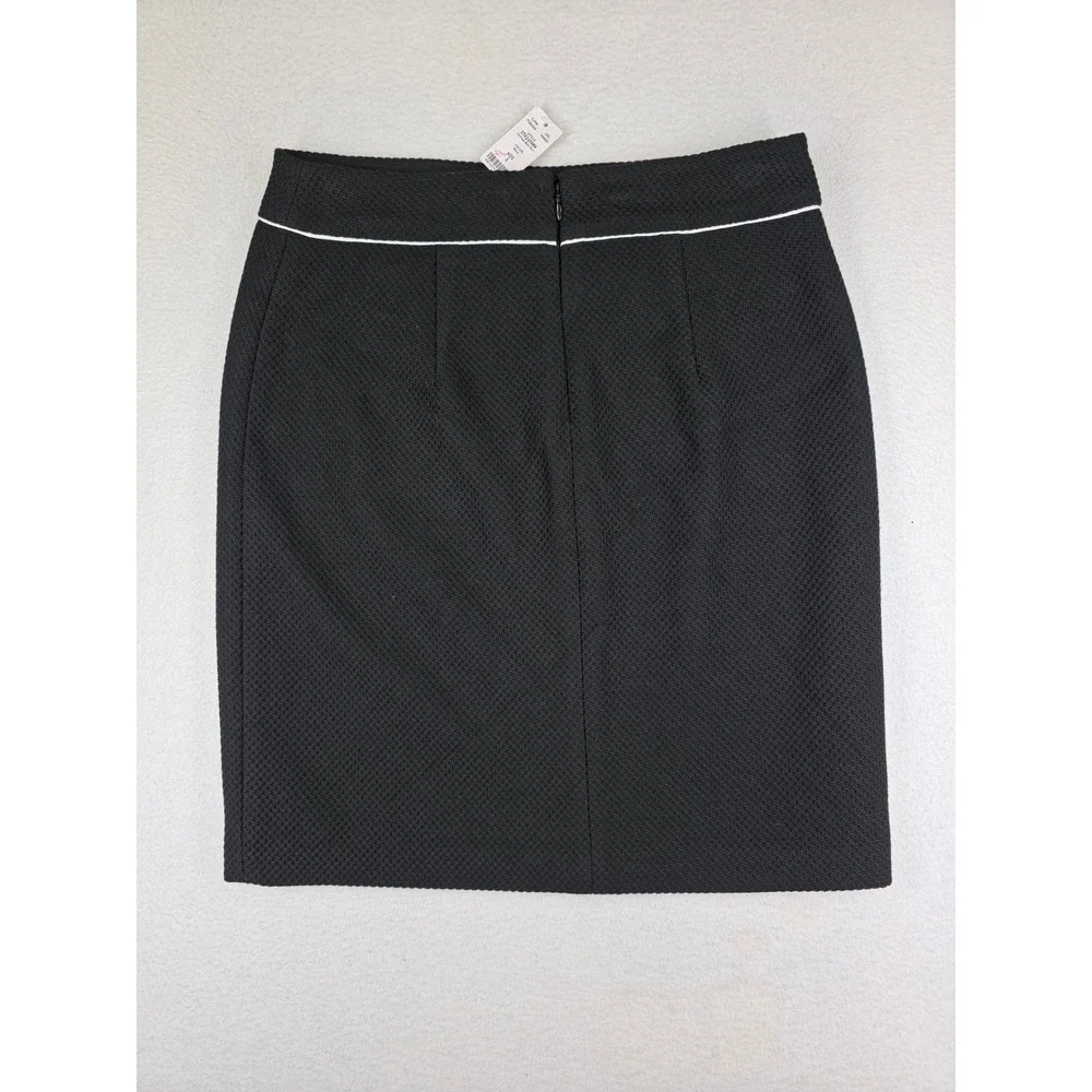White House Black Market Black Contrast Boot Skirt Textured Pencil Skirt 4 NEW